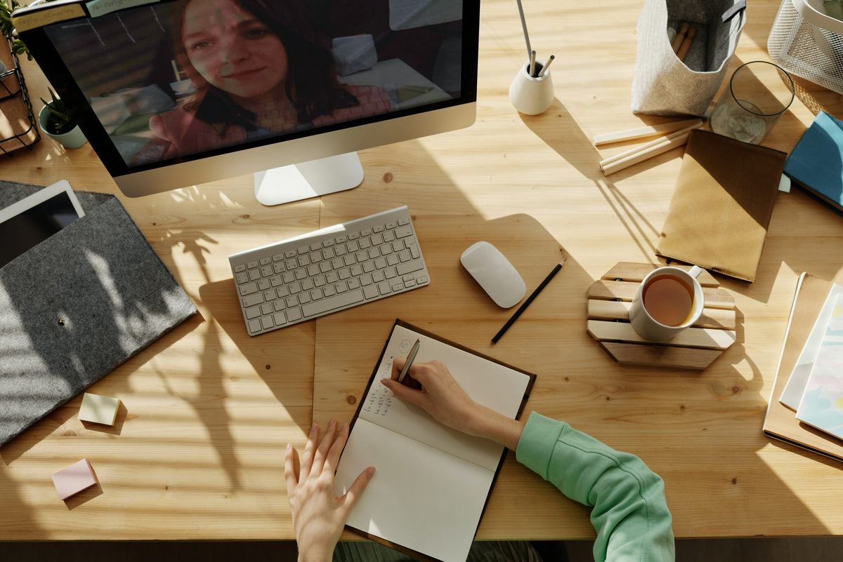 Top 8 Hacks to Becoming a Successful Freelance Online English Teacher