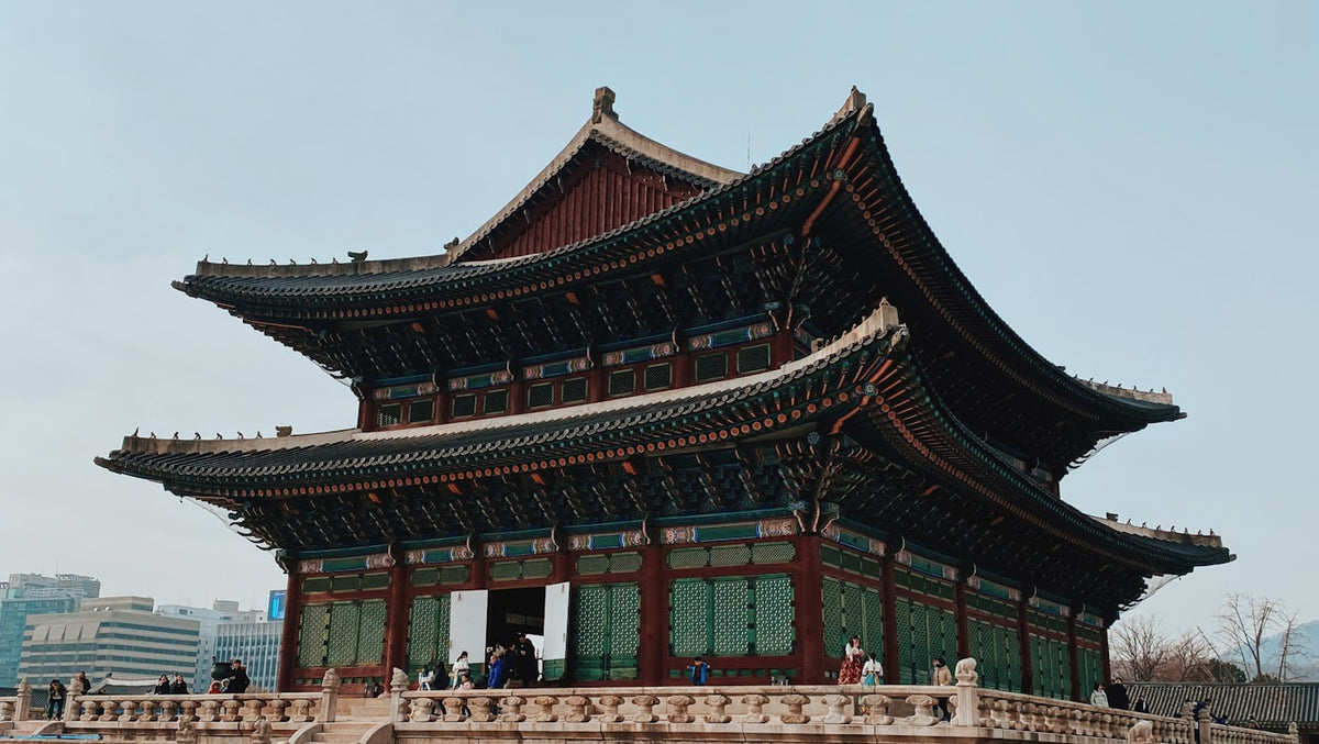 Gyeongbokgung Palace in Seoul, a landmark for teachers taking the best TEFL certification for South Korea