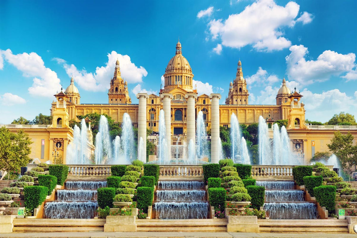 How Much to Budget for Teaching English in Spain