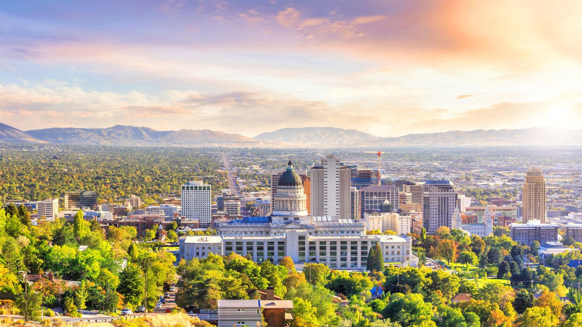 TESOL / TEFL Salt Lake City: TEFL Training Set Against the Wasatch