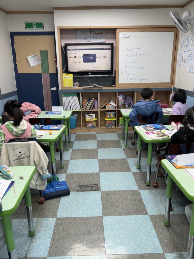 Madelyn TEFL Teacher in South Korea - Classroom